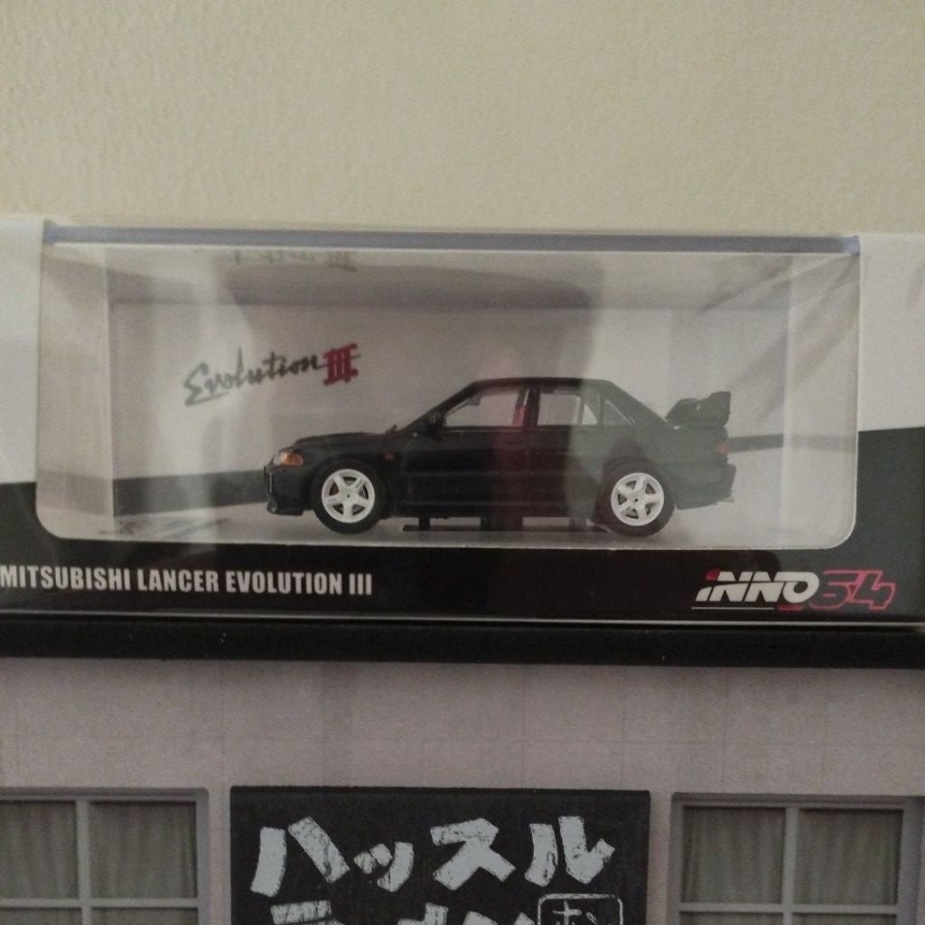 Inno64 Mitsubishi Lancer Evolution III Black