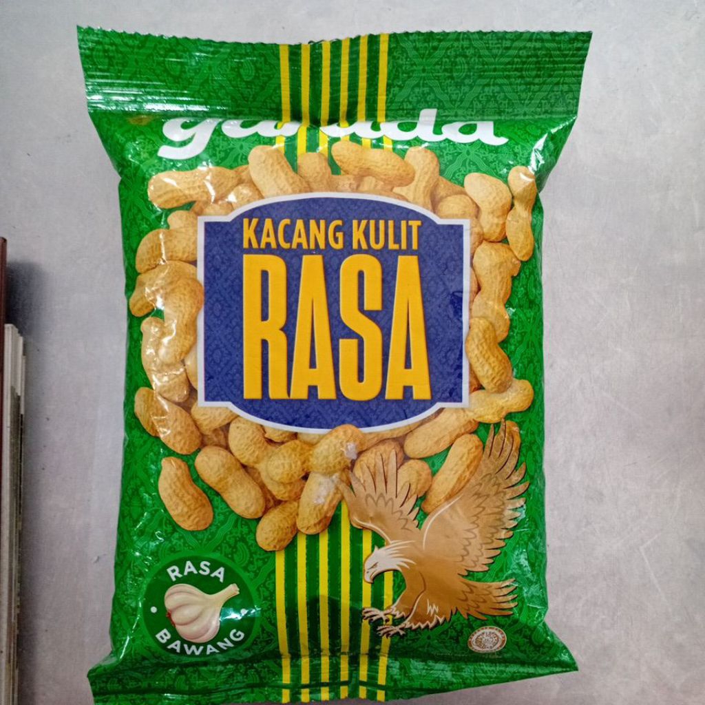 

Kacang Kulit Rasa Bawang 180gr 1 Bungkus