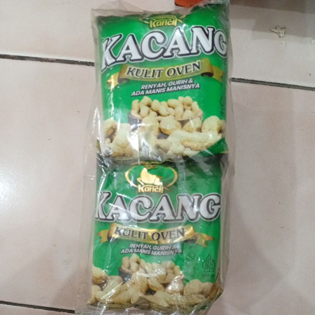 

Kacang Kulit Oven 1 Renteng 30gr @10 bks
