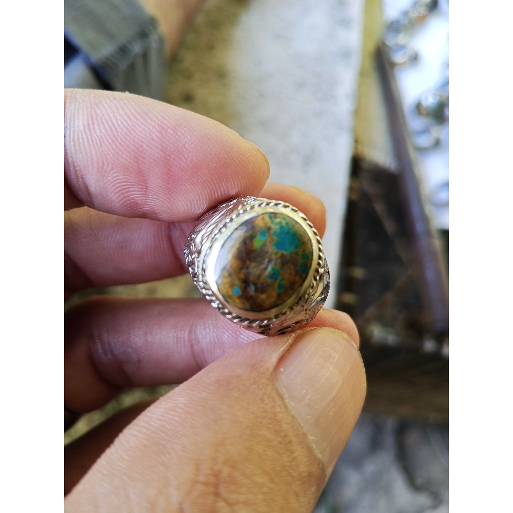 pirus Persia Ijo serat emas lawas kantoran