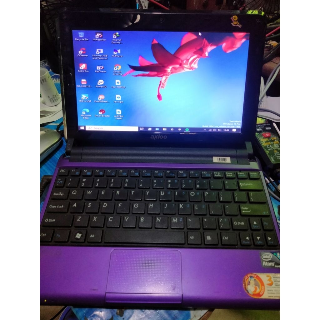 LCD Netbook Axioo CJM 10"