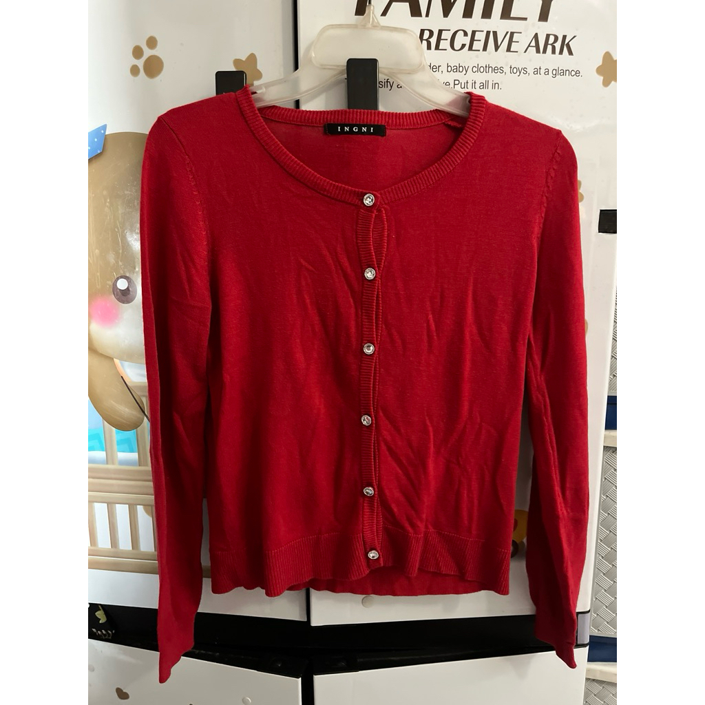 cardigan ingni like new