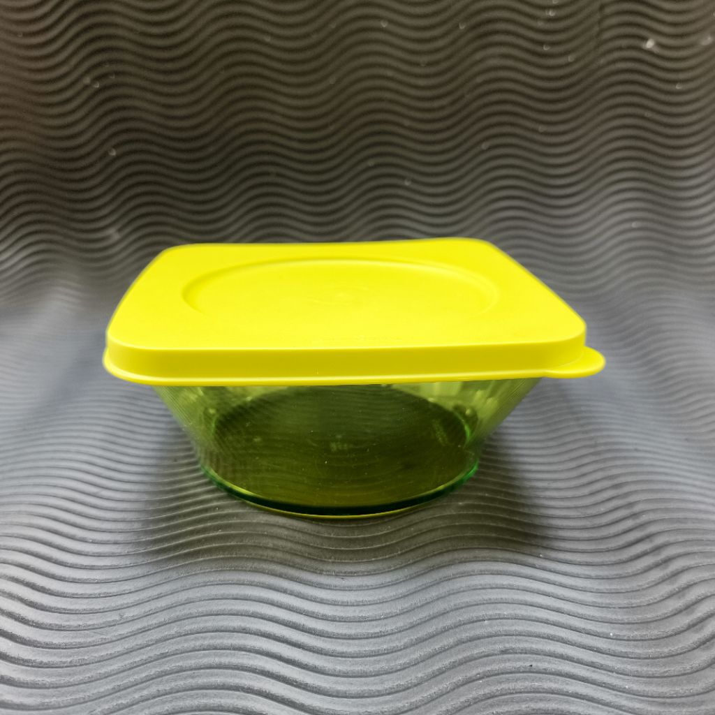 [SECOND] Clear Square Bowl Hijau 620 mL (1 pc) – Tupperware – Masa Penghabisan – Murah – Banting Har