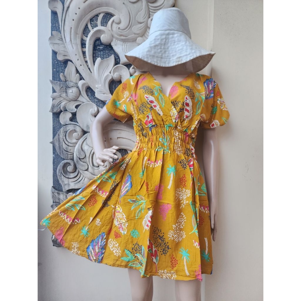 DRESS MOZA PENDEK LENGAN