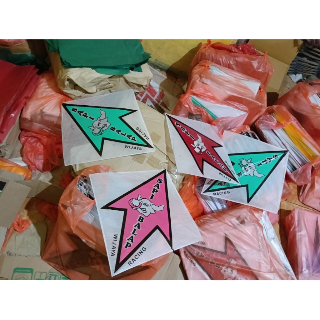 LAYANGAN ADUAN SUKHOI SUPER MOTIF SAPI BALAP DAPAT 10 PCS YA