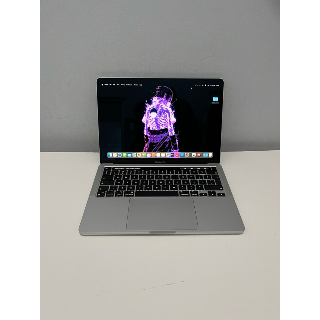 Macbook pro m2 2022 16/512Gb 13”