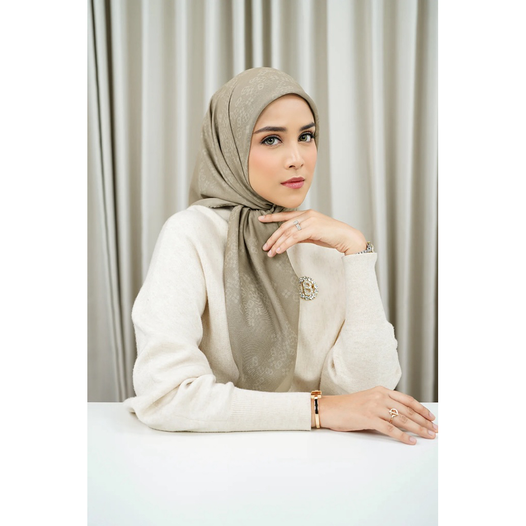 Buttonscarves Monogram scramble Overcast