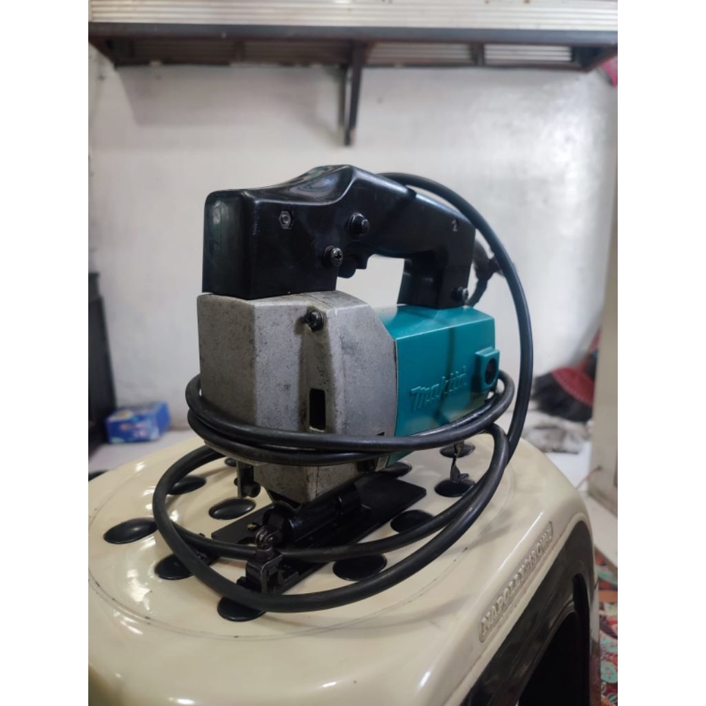 Jigsaw makita 4300