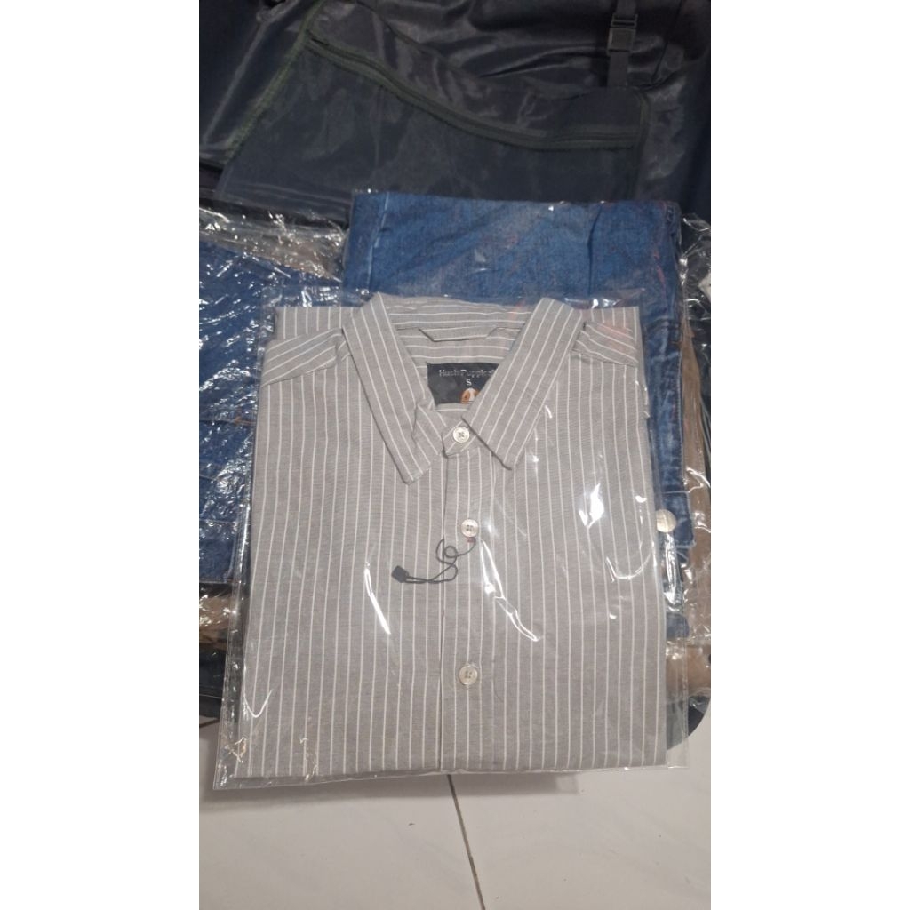 Kemeja panjang pria hush puppies