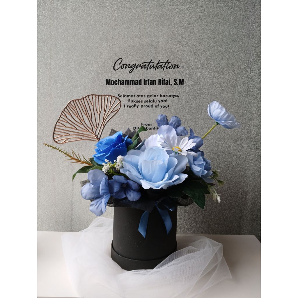 BLOOM BOX BUNGA AKRILIK KADO WISUDA ULTAH PERNIKAHAN ANNIVERSARY LAHIRAN MURAH CANTIK
