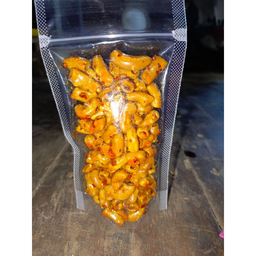 

SY makaroni bantet pedas daun jeruk 100gram