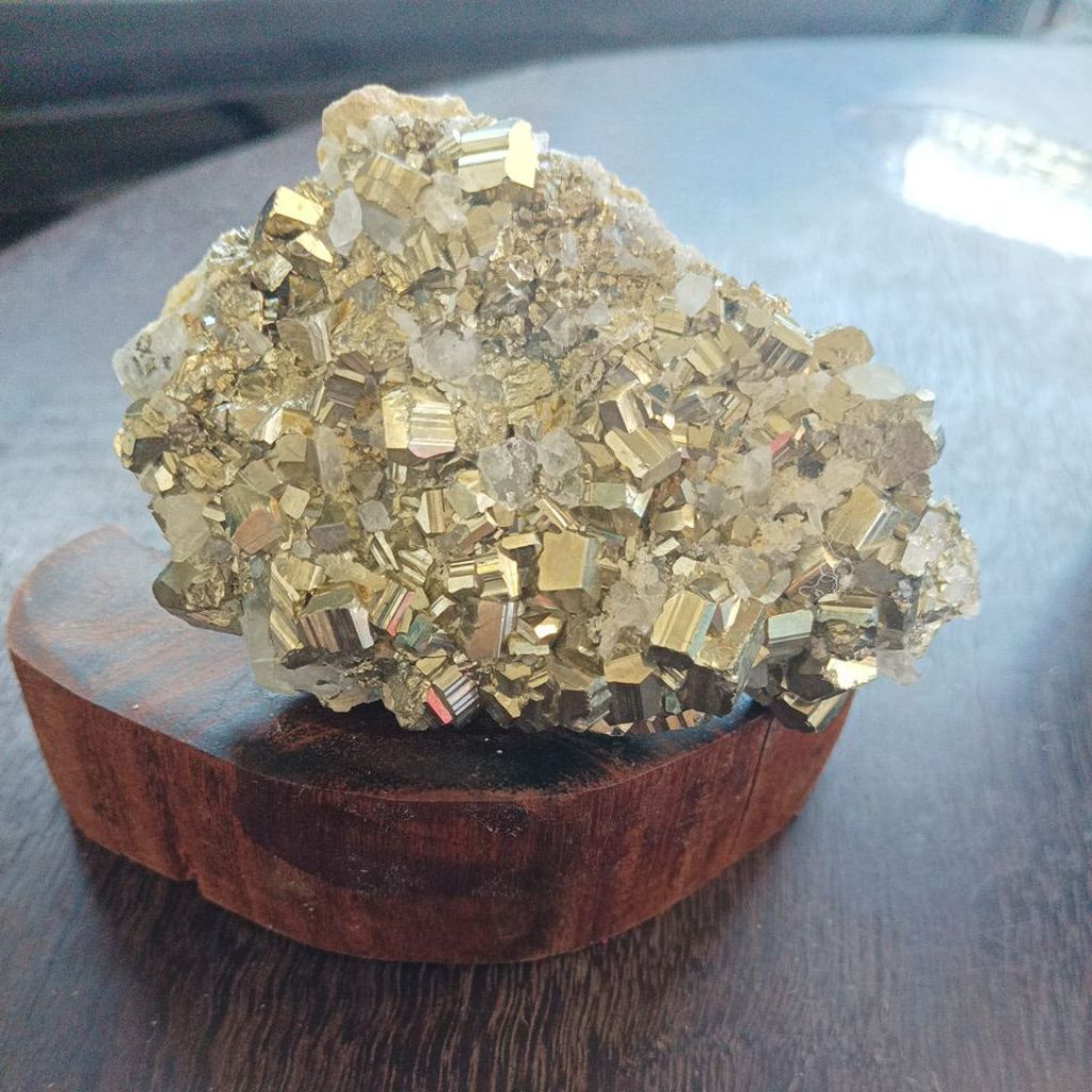 Batu Pyrite / Batu Pirit / Badar Emas