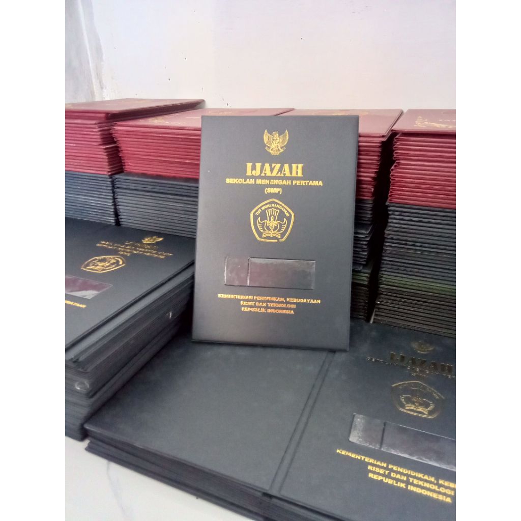 

map sampul ijazah//map ijazah//untuk SMP (umum)//isi 2 lembar