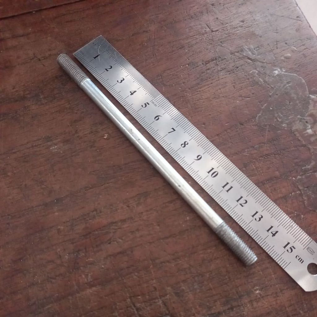 Baut silinder blok V80 YB100 L2G L2S