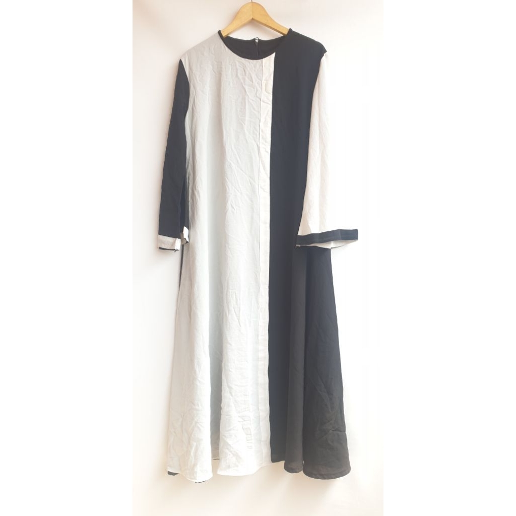 Abaya Kombinasi Hitam Putih Two Tone Arab Araban Long Dress Muslimah Like New Preloved PL Prelove