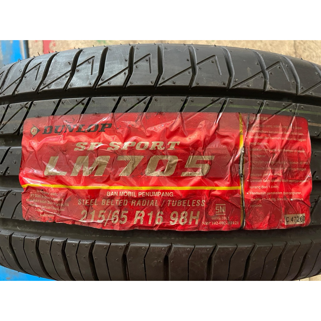 Ban Dunlop LM705 215/65 R16 (2022)