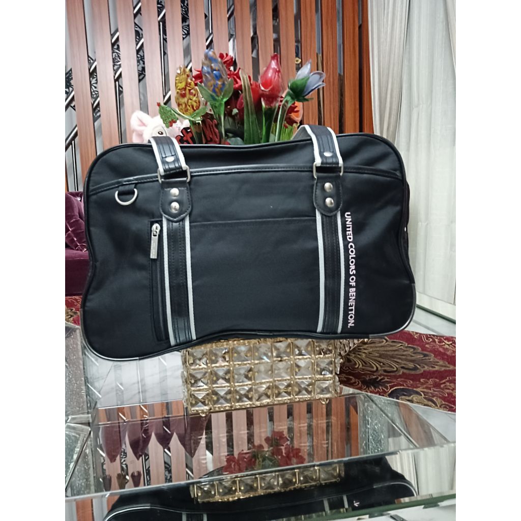 Benetton/United Colors of Benetton Tas Jinjing keren nan menawan second  super branded /Tinggi 27CM 
