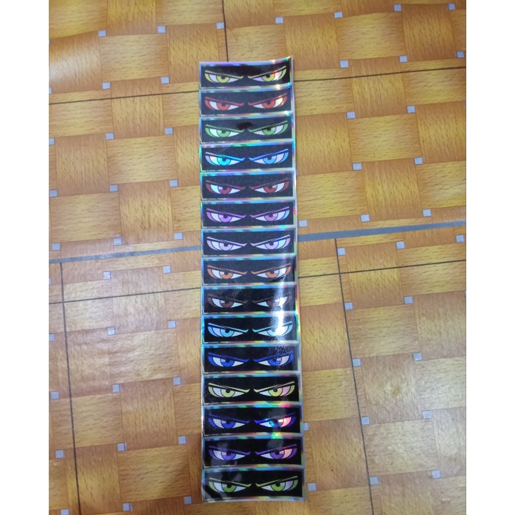 

Stiker Hologram Mata