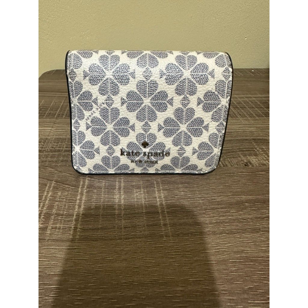 Kate Spade Signature Flower Small Bifold Wallet Preloved