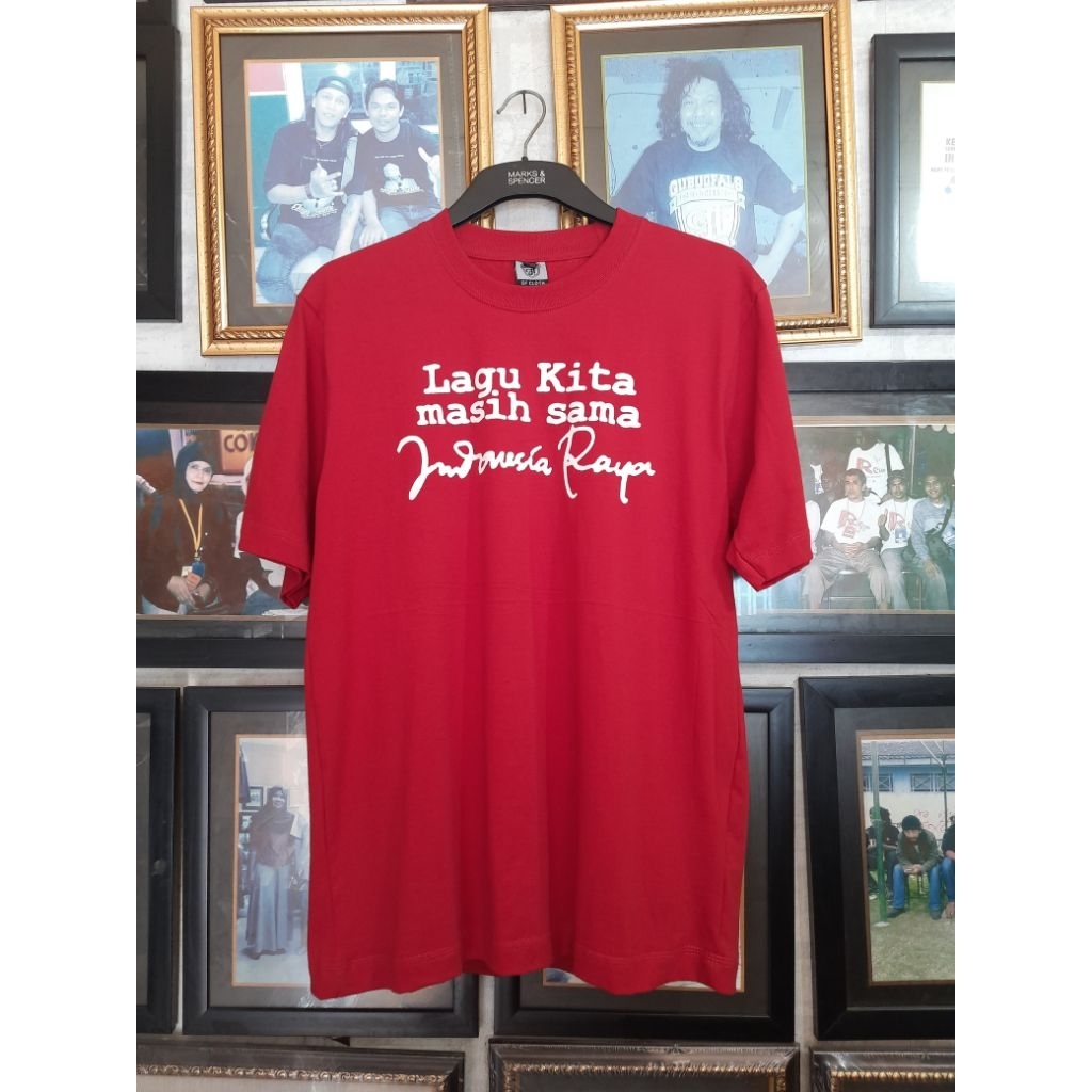 KAOS IWAN FALS OI LAGU KITA TETAP SAMA INDONESIA RAYA ORIGINAL KUALITAS PREMIUM GUVUG FALS GF CLOTH