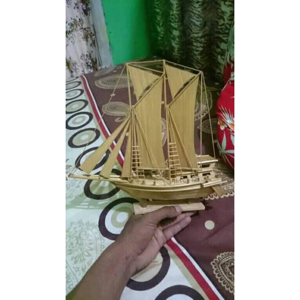 prau layar dewa Ruci dari bambu termurah