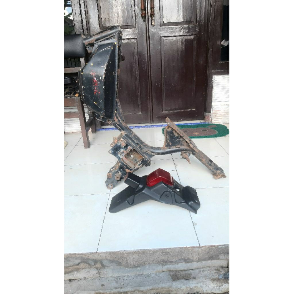 Rangka dan Tangki Kancil (Tanpa Spakbor Belakang)