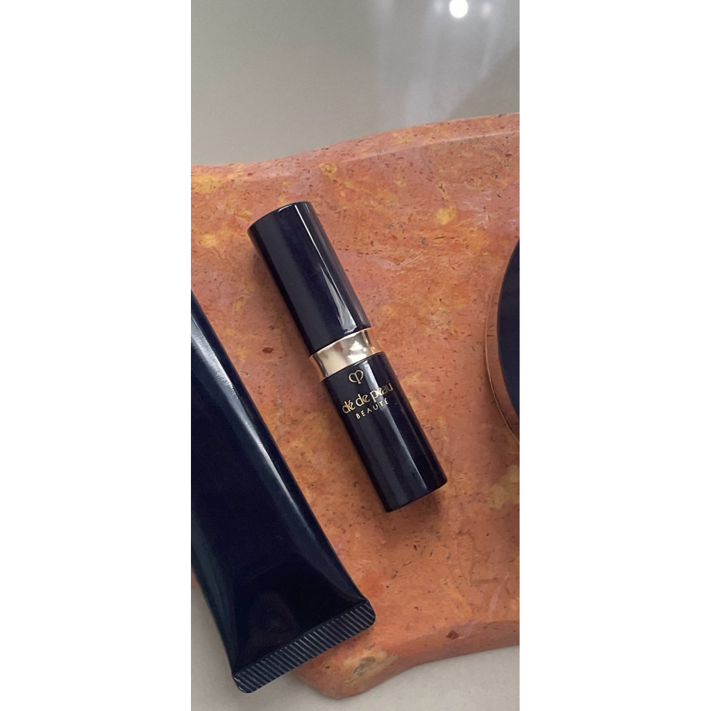 cle de pau concealer