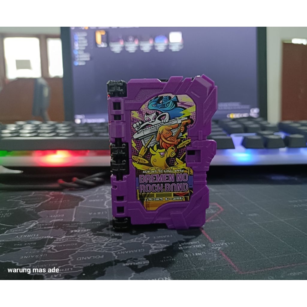 CT/SG BREMEN NO ROCKBAND KAMEN RIDER SLASH - WRB KAMEN RIDER SABER