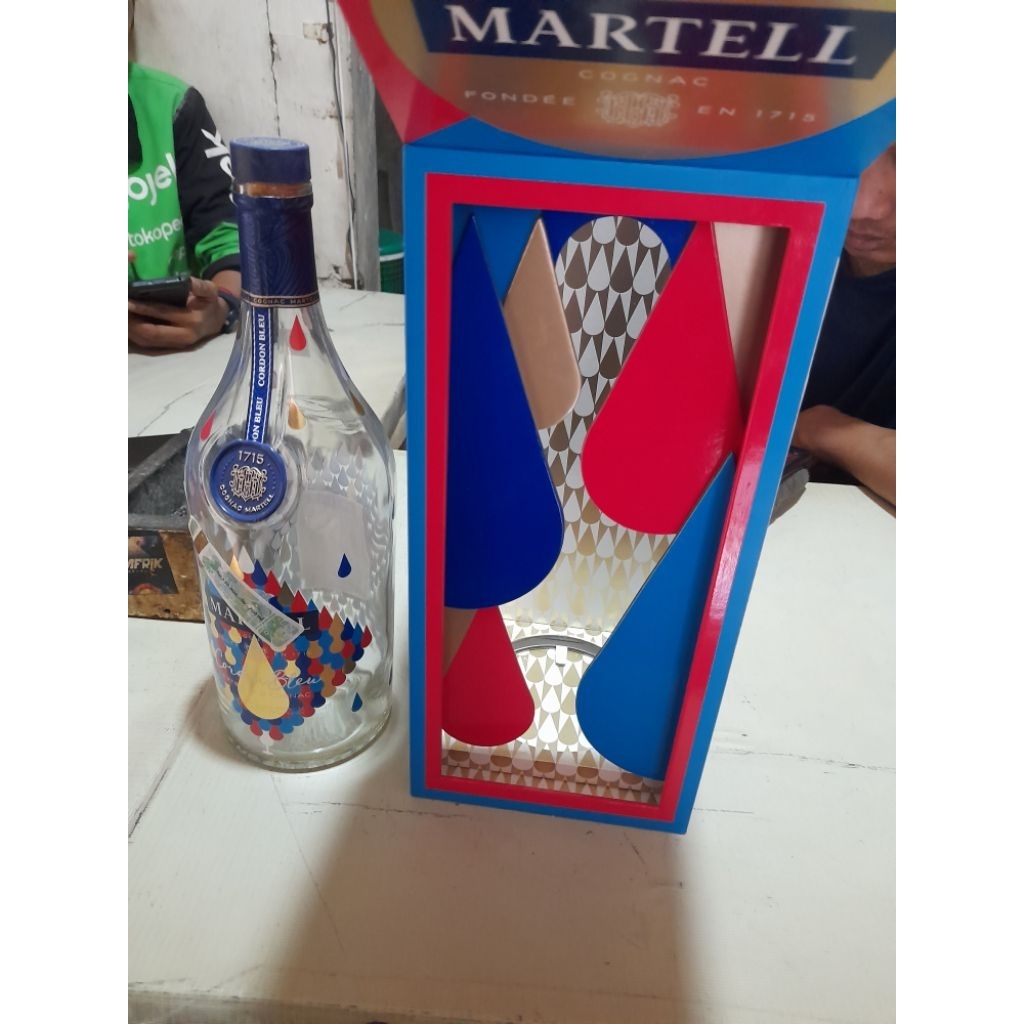 botol kosong martel Mcb limited edition