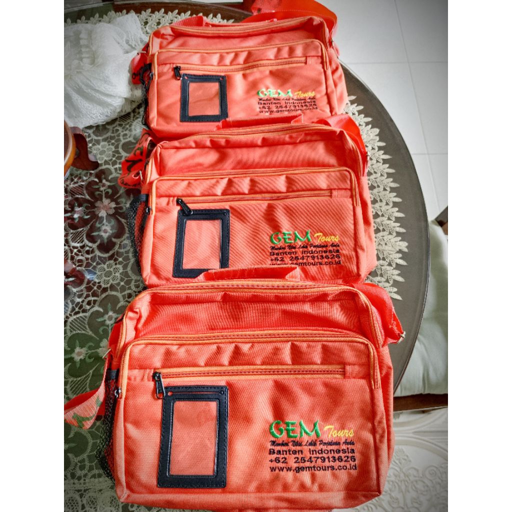 Preloved 3 Tas selempang Umroh bulan February 2025