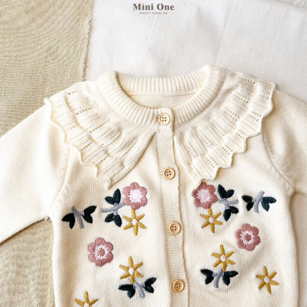 KODE L63G RESTOCK MINIONE  Jumper  Cardigan Floral Premium Import  Usia   2 tahun  Knit White Rajut 
