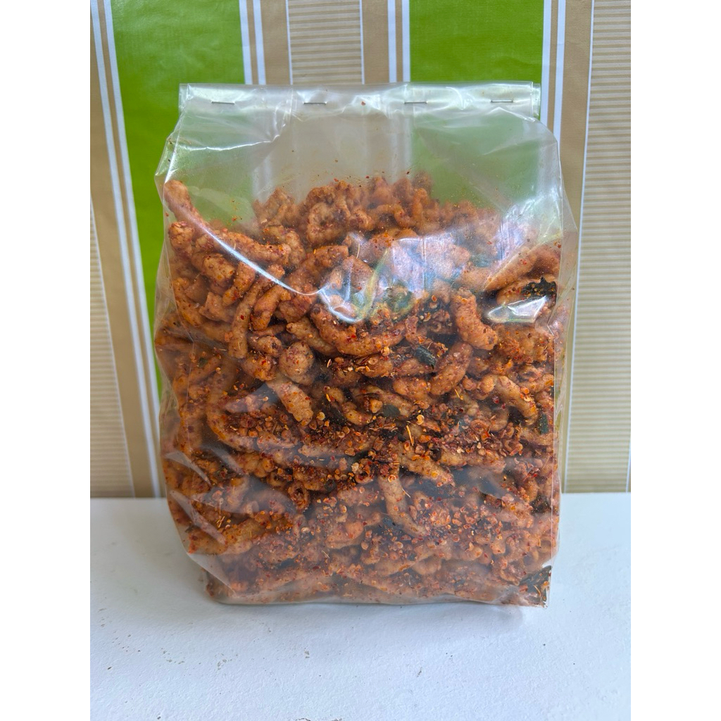 

Kripik usus ayam/pedas daun jeruk/1kg /pedas cabe