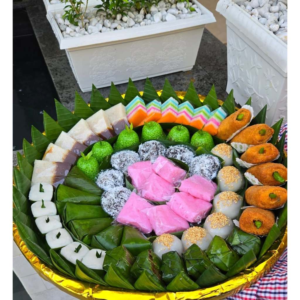 

Kue Jajanan Tradisional Phin