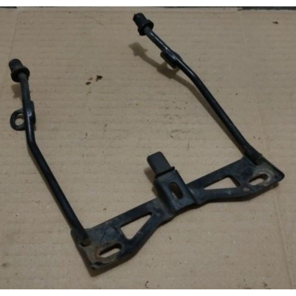 BREKET DUDUKAN PLAT NOMOR DEPAN MOTOR GEDE FOR HONDA CB150R OLD K15 2013-2015 SIAP PAKAI