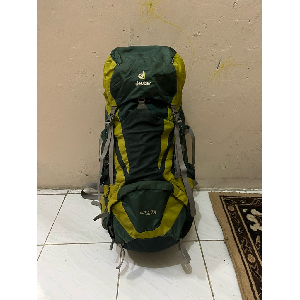 Deuter Act Lite 40+10