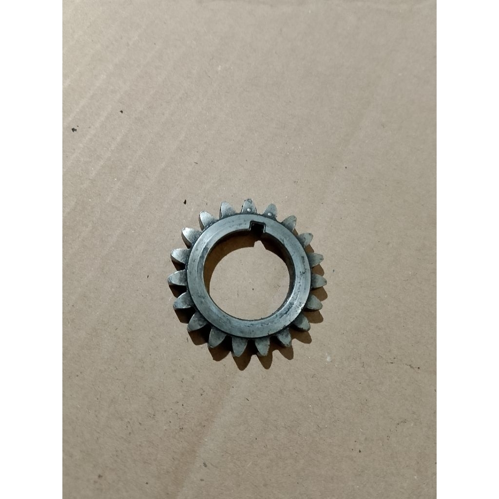 gigi lawan pompa oli Supra x 125 gigi lawan pompa oli 19T karisma/kirana