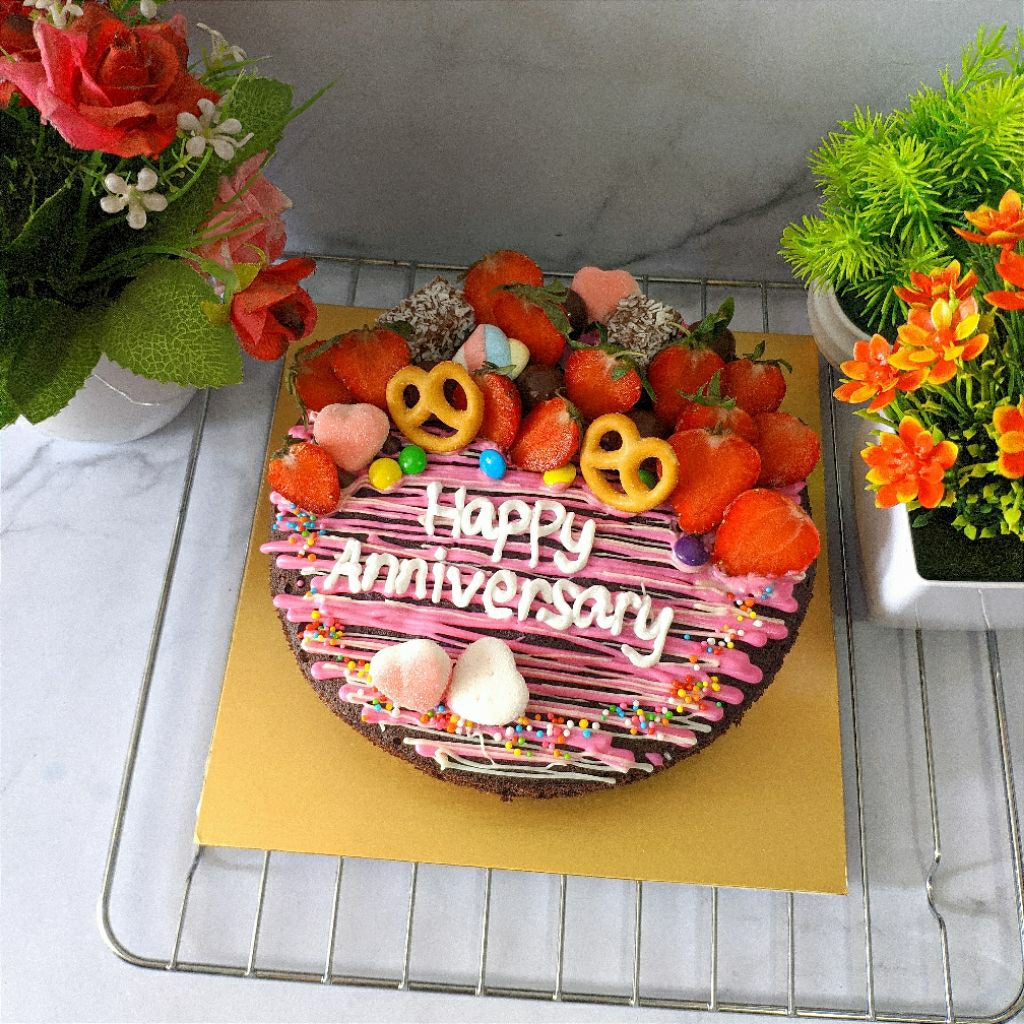 

KHUSUS PO - KUE ULANG TAHUN 20x20 BULAT LOVE HATI 18 KUE TART ENAK & NYOKLAT BANGET KUE ULTAH HBD HAPPY BDAY ANNIVERSARY 20x10 ATAU 10x20 BIRTHDAY CAKE BROWNIES PANGGANG & KUKUS