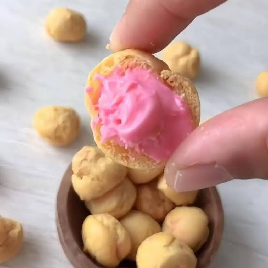

{500gram} - SOES KERING ISI STRAWBERRY || BELI 2 GRATIS 1