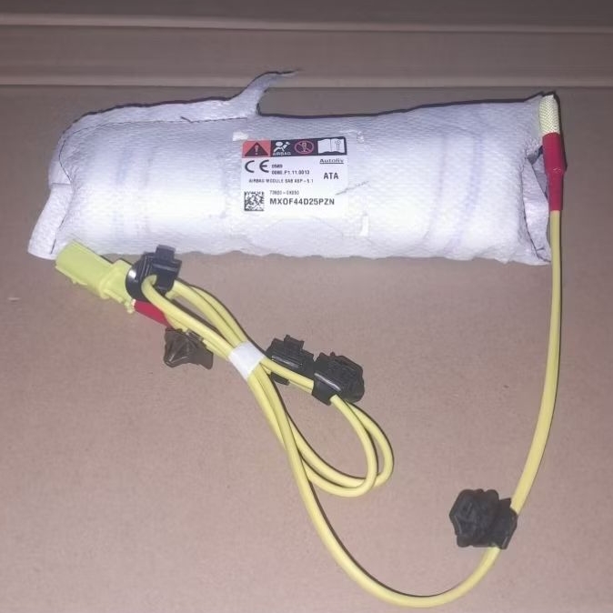 Air bag airbag kursi jok depan kiri toyota fortuner innova 73910-0k050