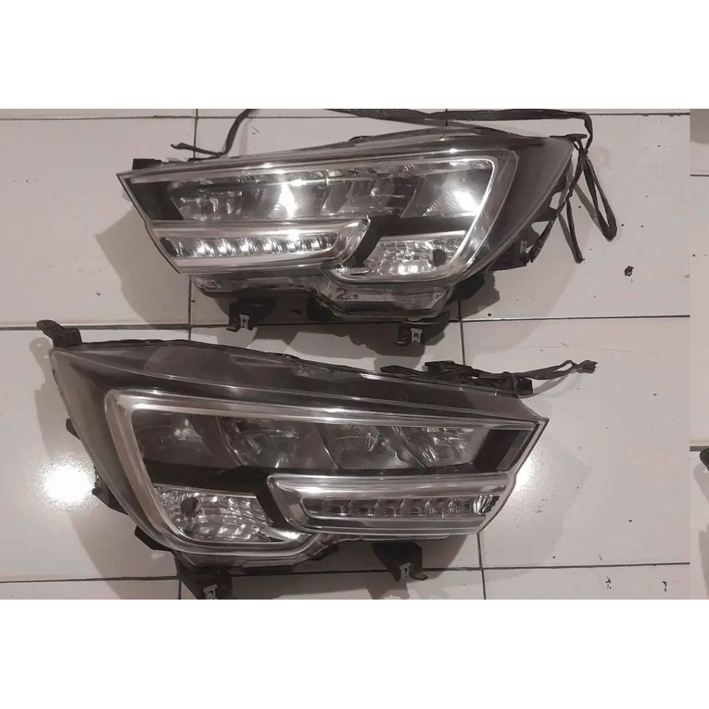 headlamp suzuki xl 7 original
