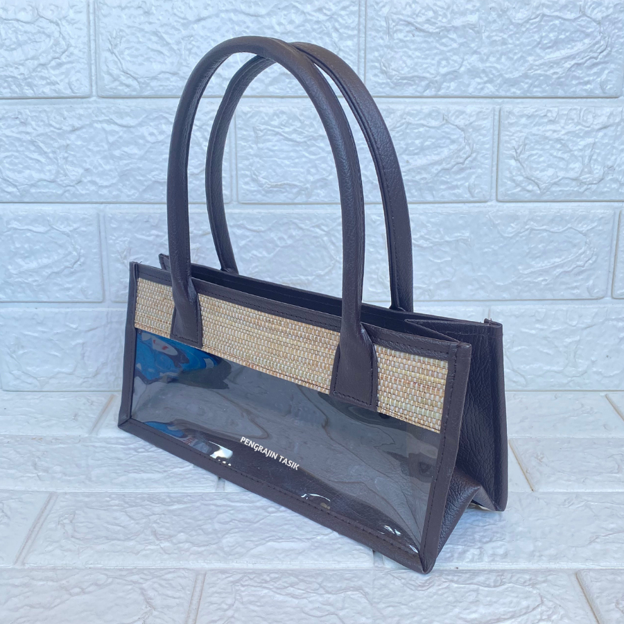 

Tas Hampers Mika Mendong Untuk 3 Toples Silinder (Coklat Tua) Tas Parcel Mika Transparan
