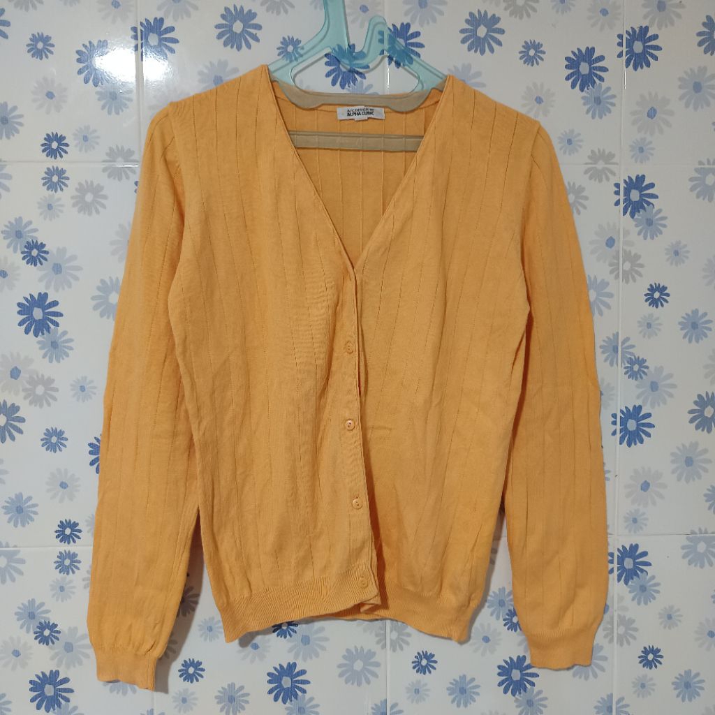 Cardigan Rajut Knit Lidi V-Neck Orange Not Uniqlo GU ZARA