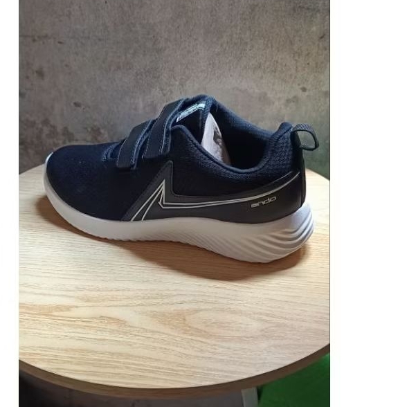 Sepatu sekolah Ando Thomas ORI. Perekat. Size 38 DISKON