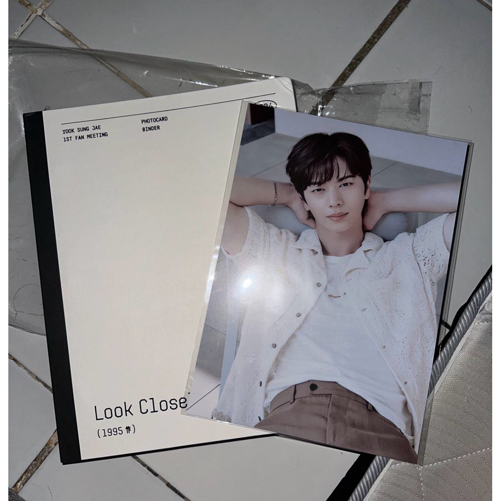 YOOK SUNGJAE LOOK CLOSELY PHOTOCARD BINDER