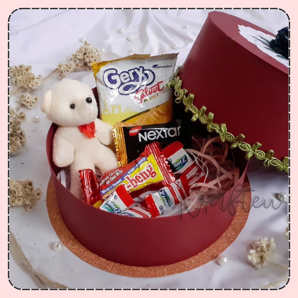 

[Gift Box] Kruchen - Cake Snack Box | maroon