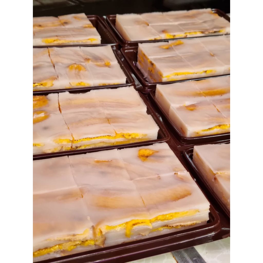 

Nagasari pisang / kue tradisional / kue basah isi 10 slice