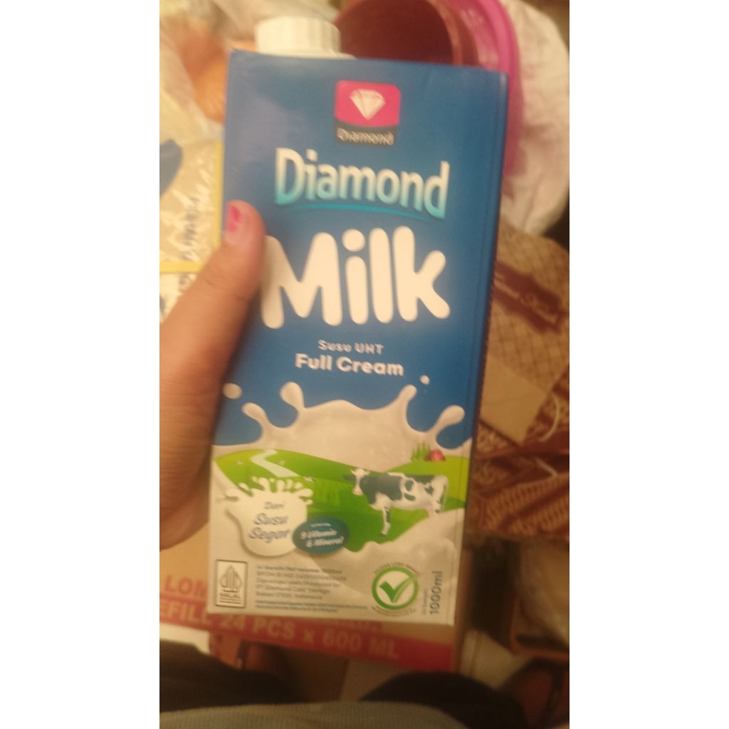 

diamond mlik rasa susu sapi putih
