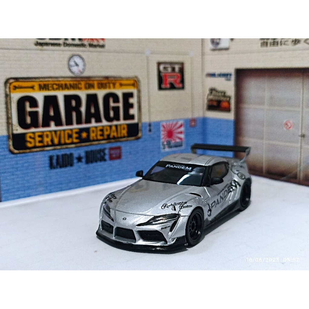 MINI GT - GR SUPRA PANDEM Silver LOOSE
