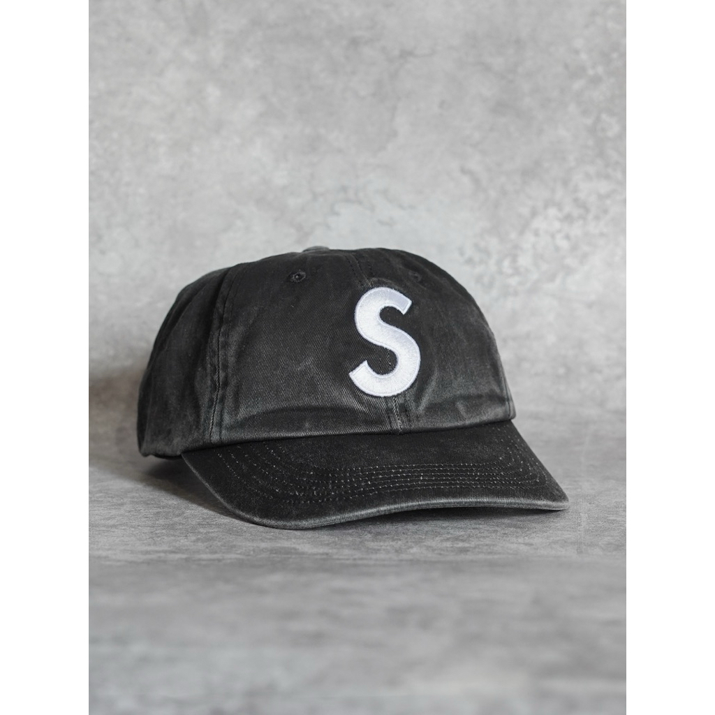 Topi Supreme Pigment Coated S Logo 6 Panel - Black