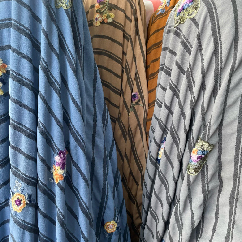 kain crinkle pom pom motif bunga premium - kain cery crinklr airflow - kain crinkle embos bunga pj